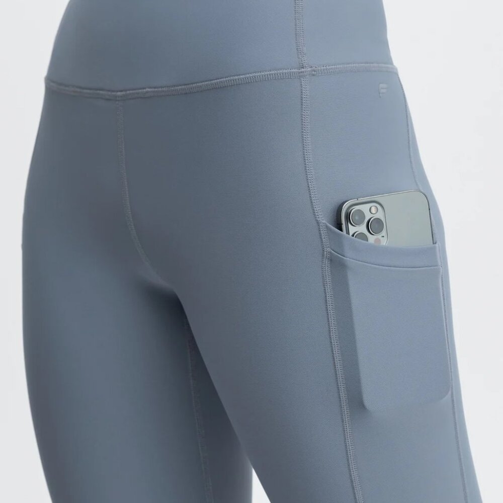 Fabletics Cold Weather High-Waisted Pocket Legging in Raincloud Size M - Picture 2 of 10